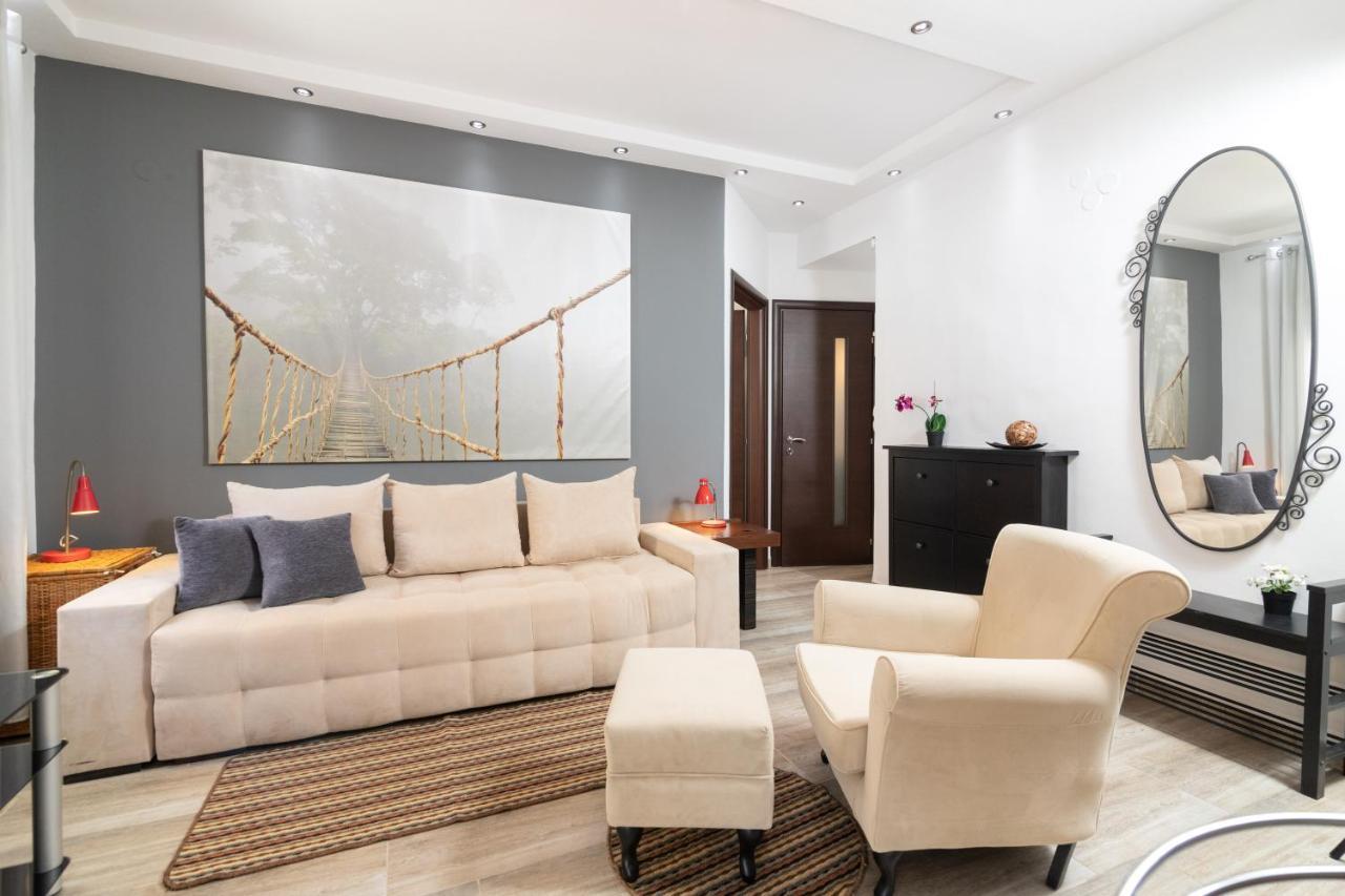 Ferienwohnung F & B Collection - Flat For 4 Thessaloniki Exterior foto