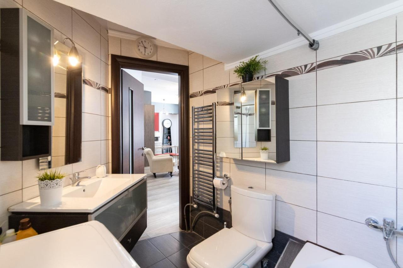 Ferienwohnung F & B Collection - Flat For 4 Thessaloniki Exterior foto